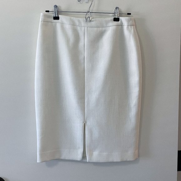 Ann Taylor Dresses & Skirts - Ann Taylor White Pencil Skirt 4P